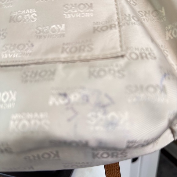 🔆🔆MICHAEL KORS TOTE🔆🔆 - Picture 12 of 16